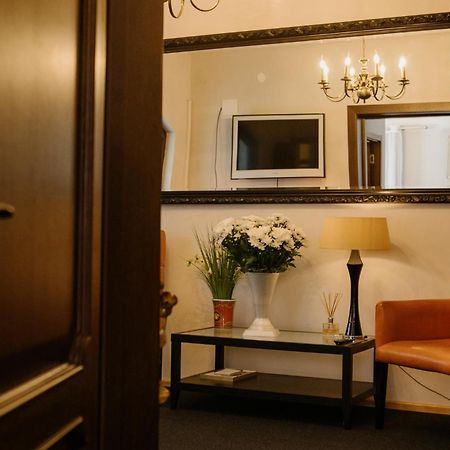Excelsior Inn Turda Bagian luar foto