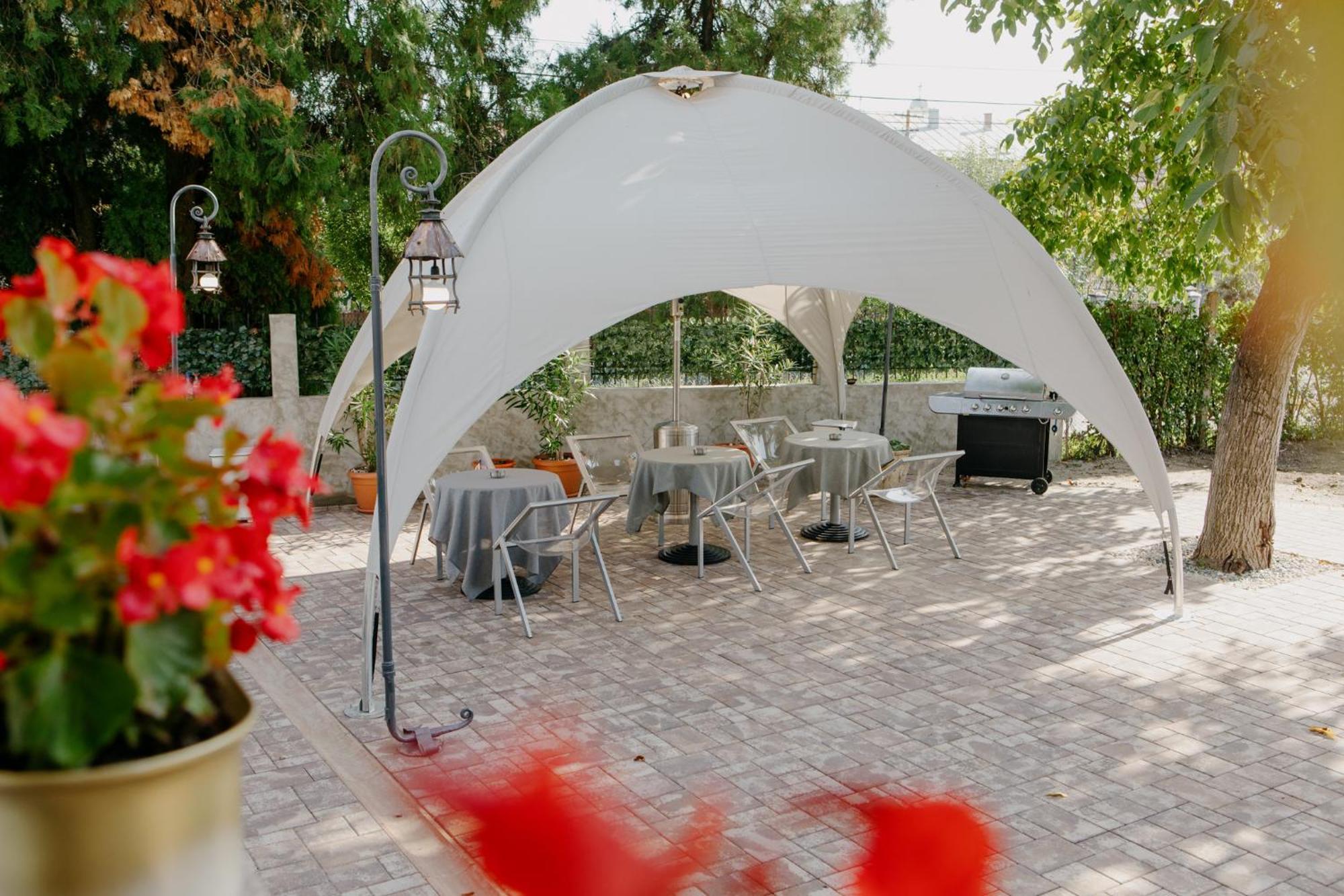 Excelsior Inn Turda Bagian luar foto