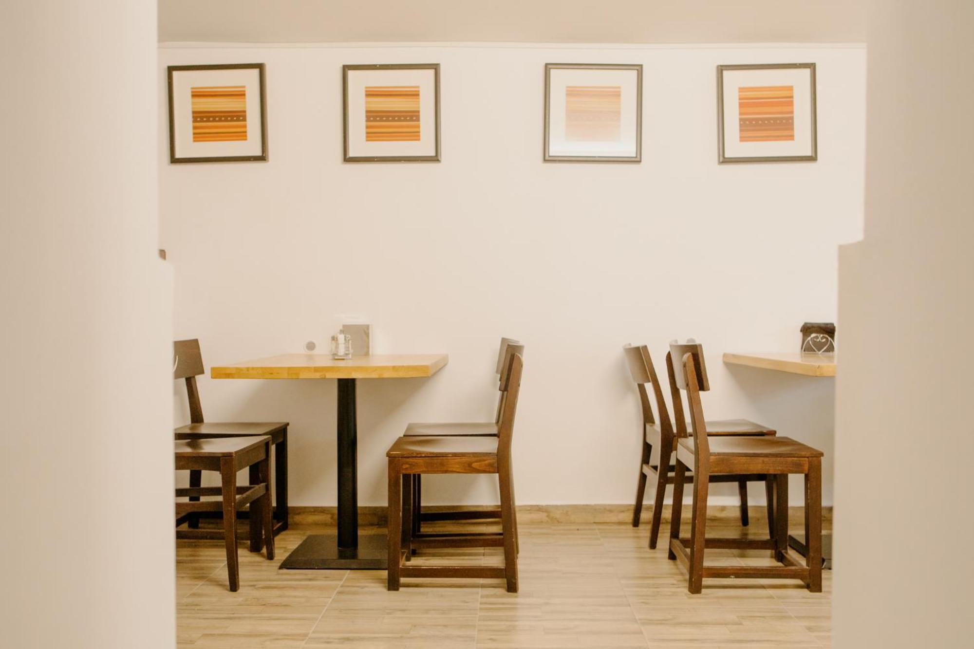 Excelsior Inn Turda Bagian luar foto