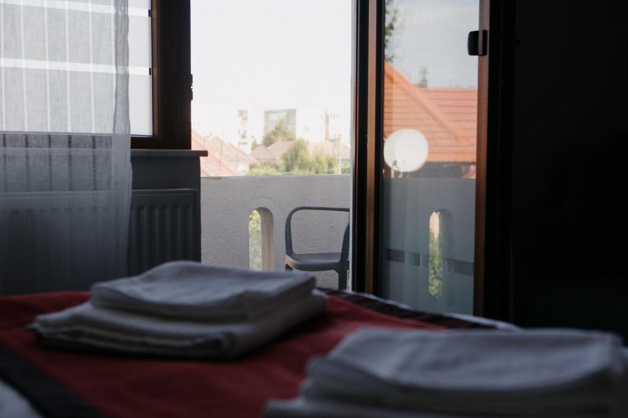 Excelsior Inn Turda Bagian luar foto